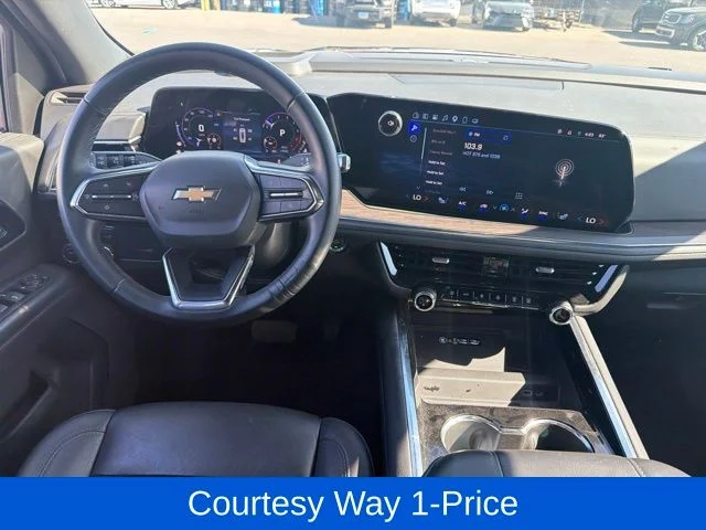 Used 2025 Black Chevrolet LT image 8