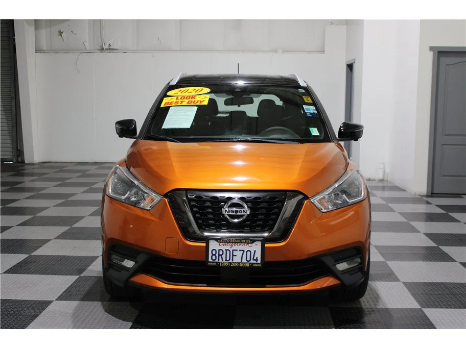 Used 2020 Monarch Orange/Super Black Nissan SR image 2