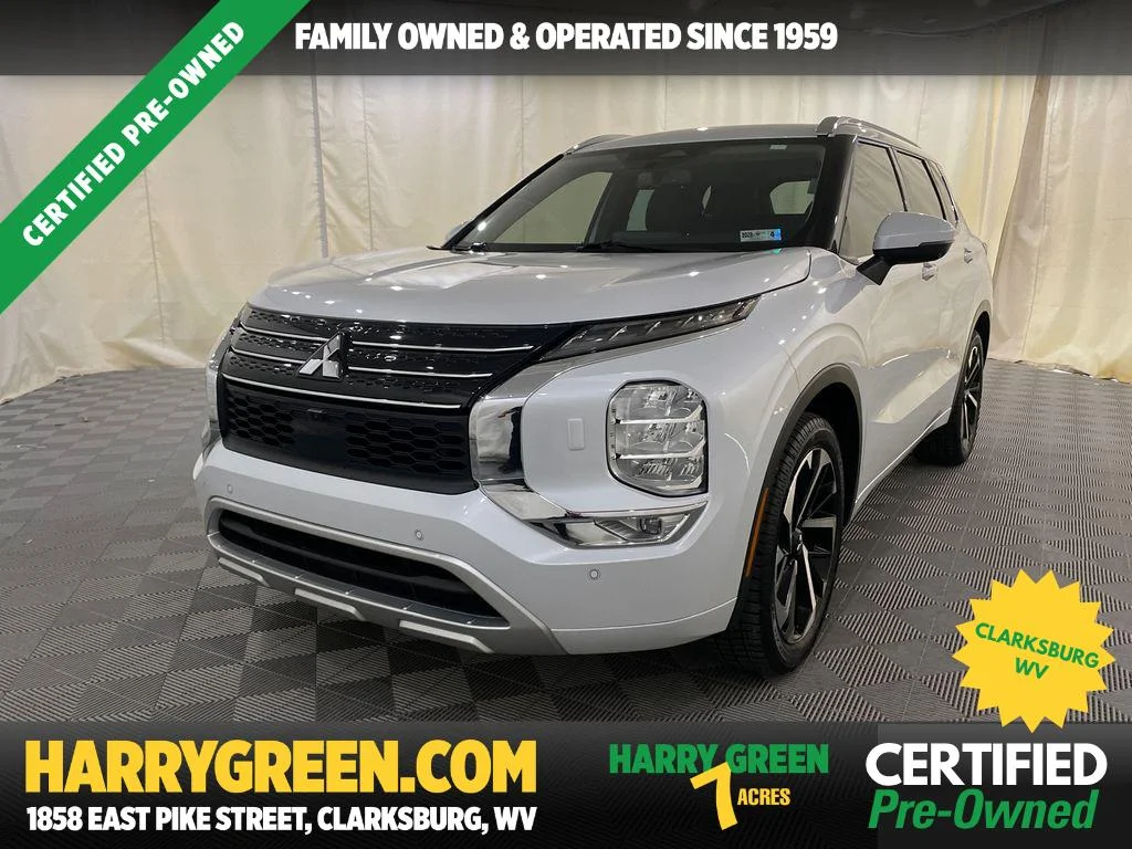 2023 Mitsubishi Outlander SEL S-AWC's photo