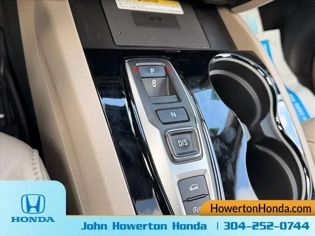 Used 2022 White Honda Elite image 26
