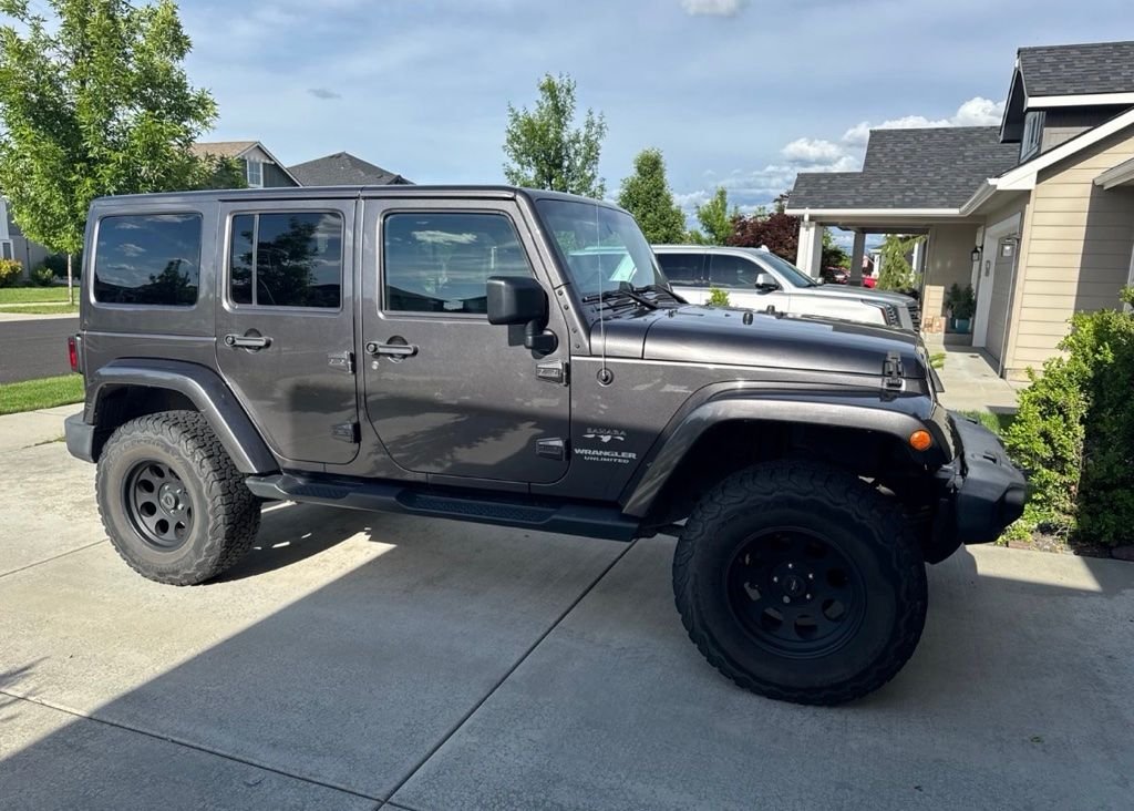 2016 Jeep Wrangler Sahara's photo