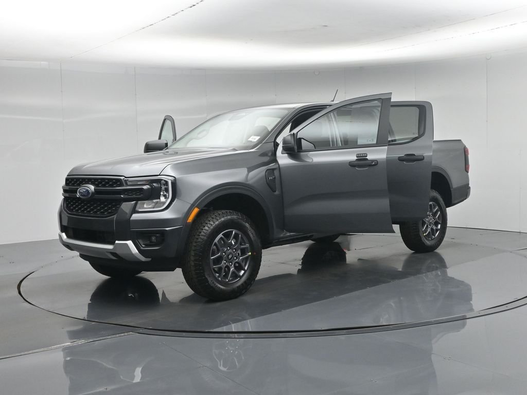 New 2026 Carbonized Gray Metallic Ford XLT image 27