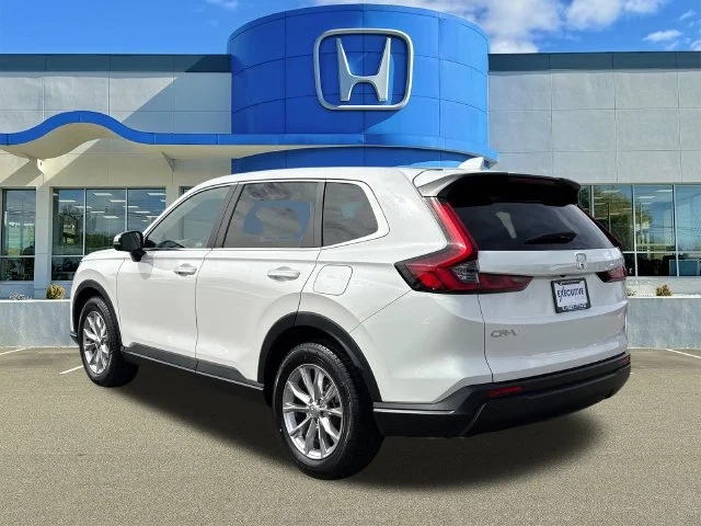 Used 2023 White Honda EX image 4