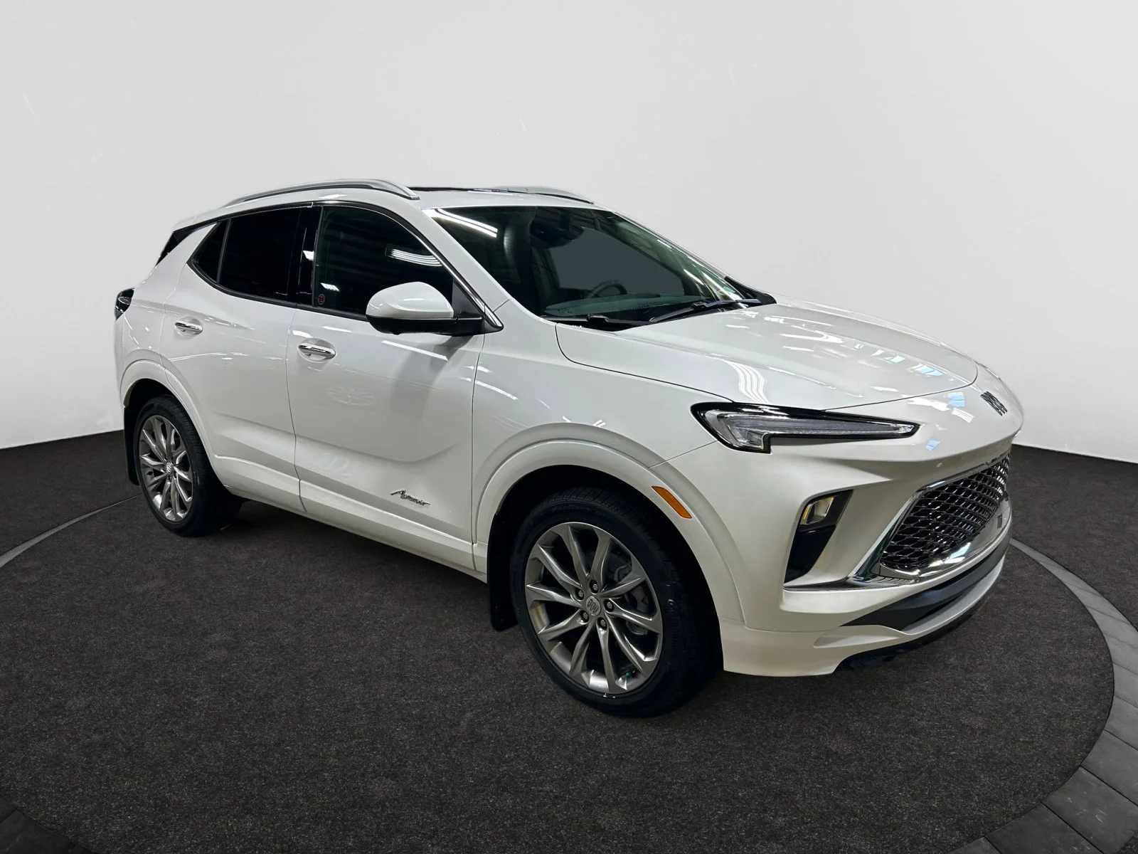 New 2026 White Frost Tricoat Buick Avenir AWD image 7