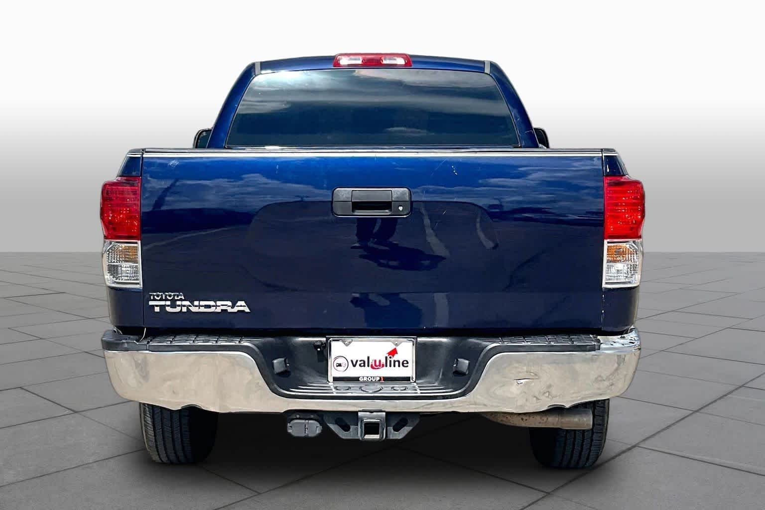 Used 2010 Nautical Blue Metallic Toyota  image 4
