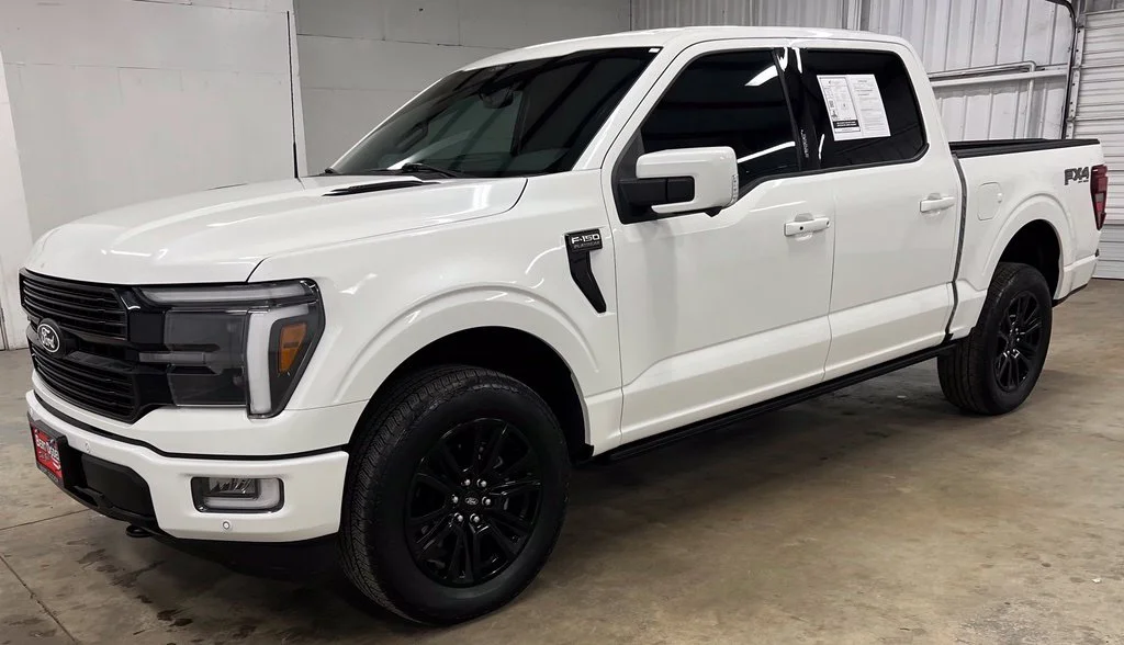 Used 2024 White Ford Platinum image 3