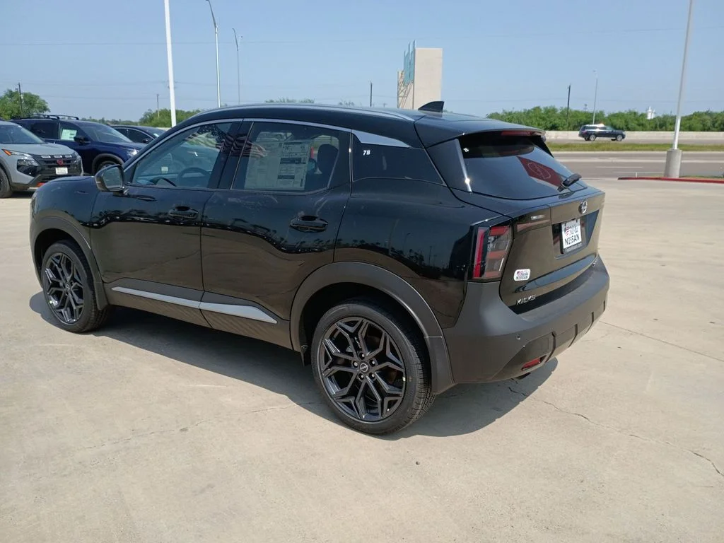 New 2026 Super Black Nissan SR image 5