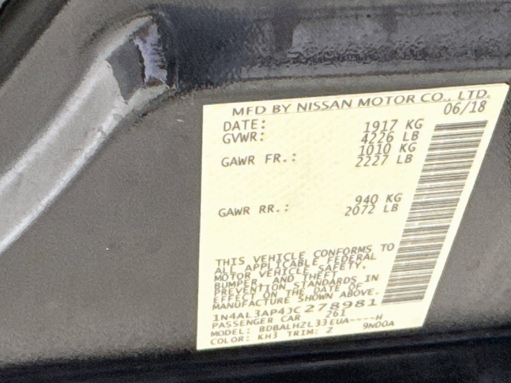 Used 2018 Super Black Clearcoat Nissan 2.5 SR image 38