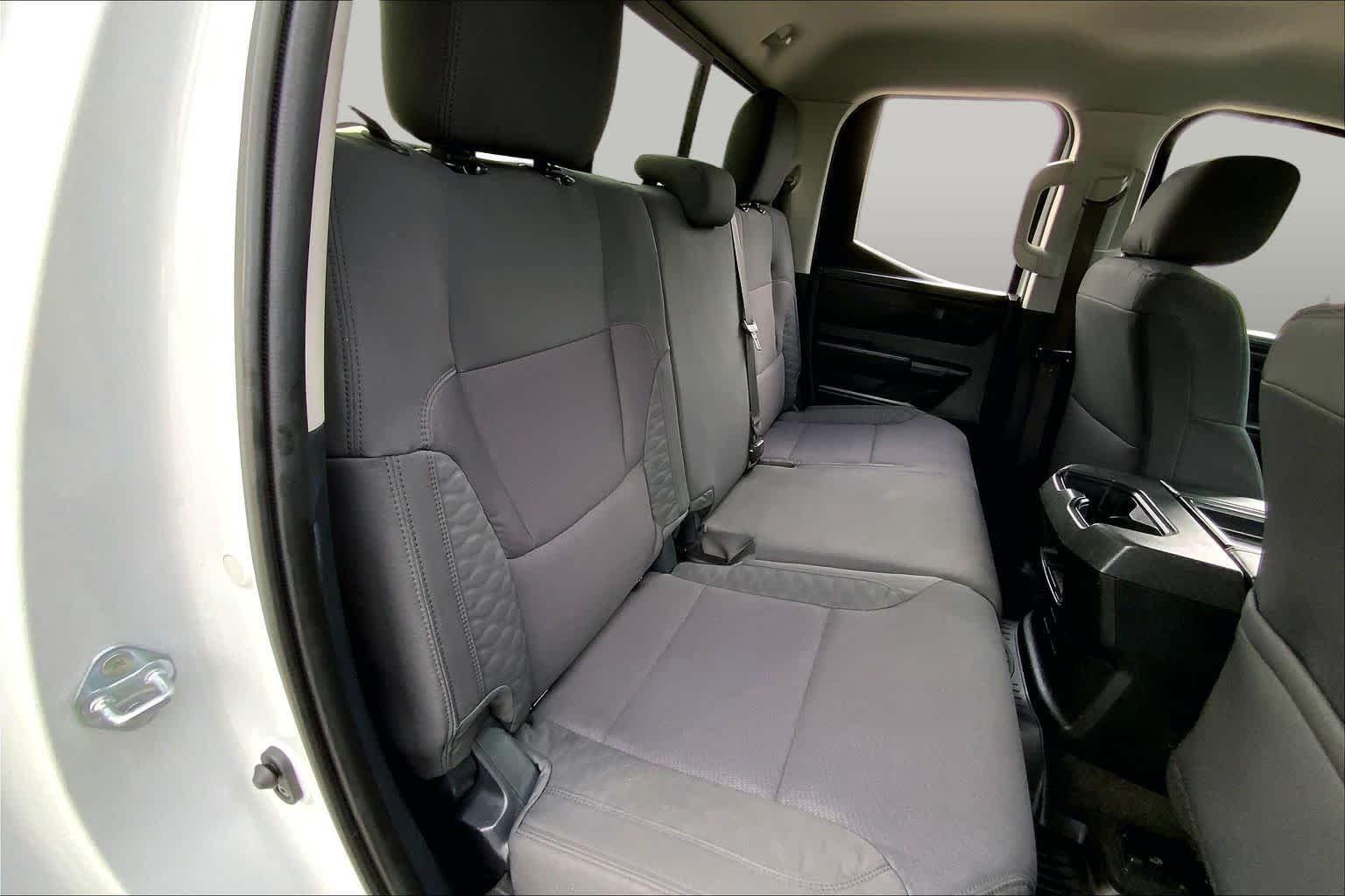 Used 2022 White Toyota SR image 19