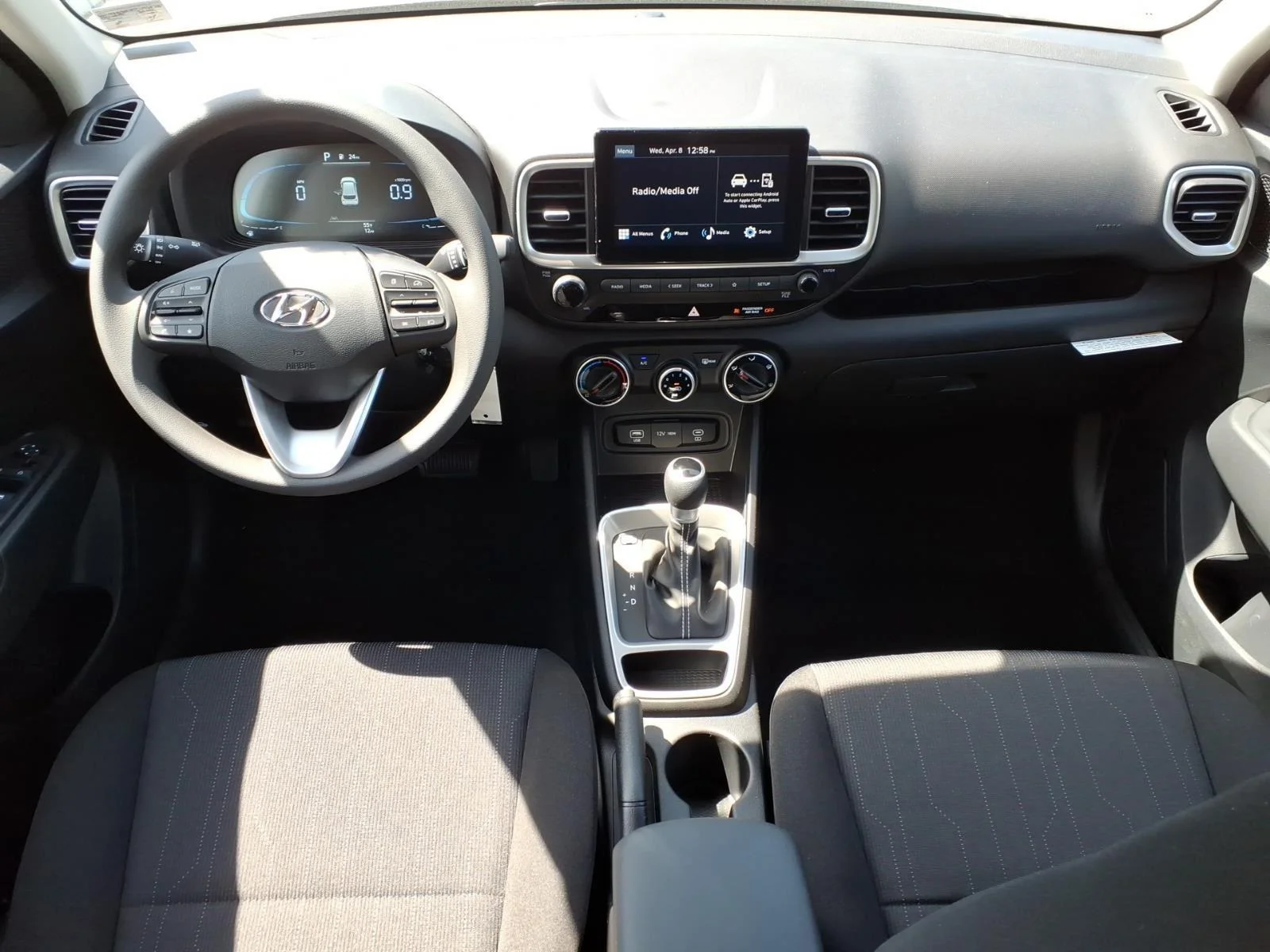 New 2026 Ecotronic Gray Hyundai SE image 13