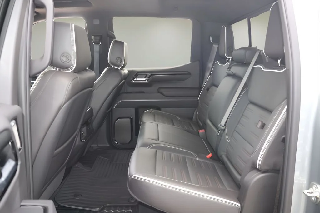 Used 2025 Silver GMC AT4X image 12