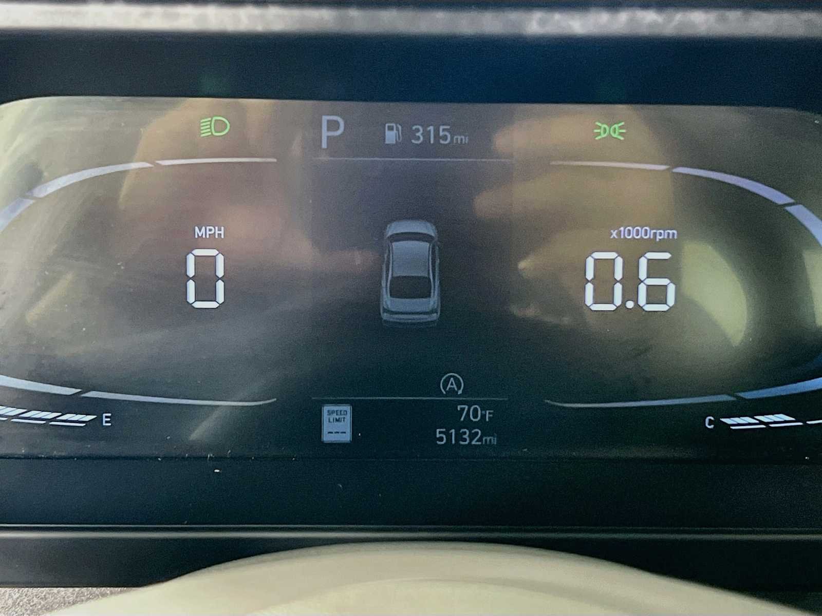 Used 2024 Abyss Black Hyundai SE image 12