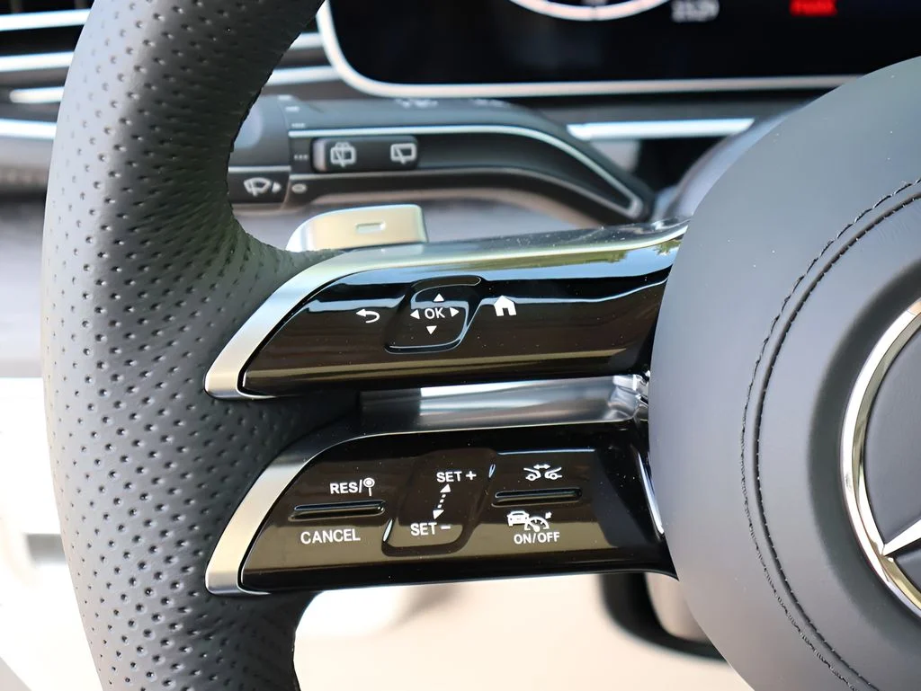 New 2026 Selenite Grey Metallic Mercedes-Benz GLS 450 image 31