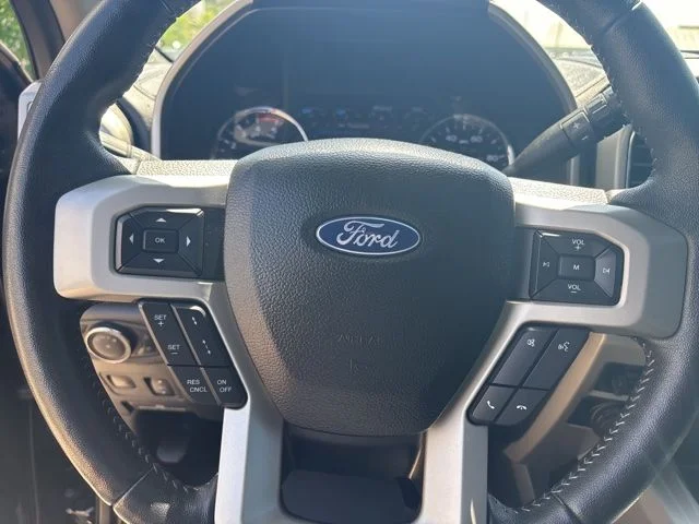 Used 2021 Black Metallic Ford Lariat image 65