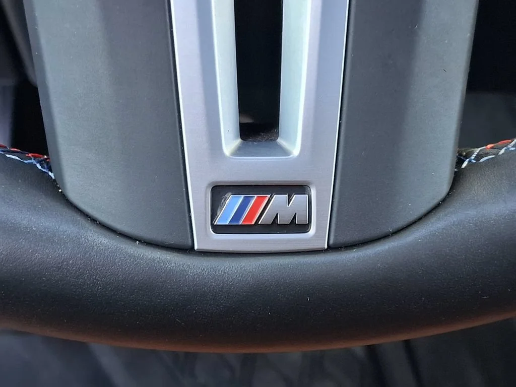 Used 2025 Gray BMW M60i image 14