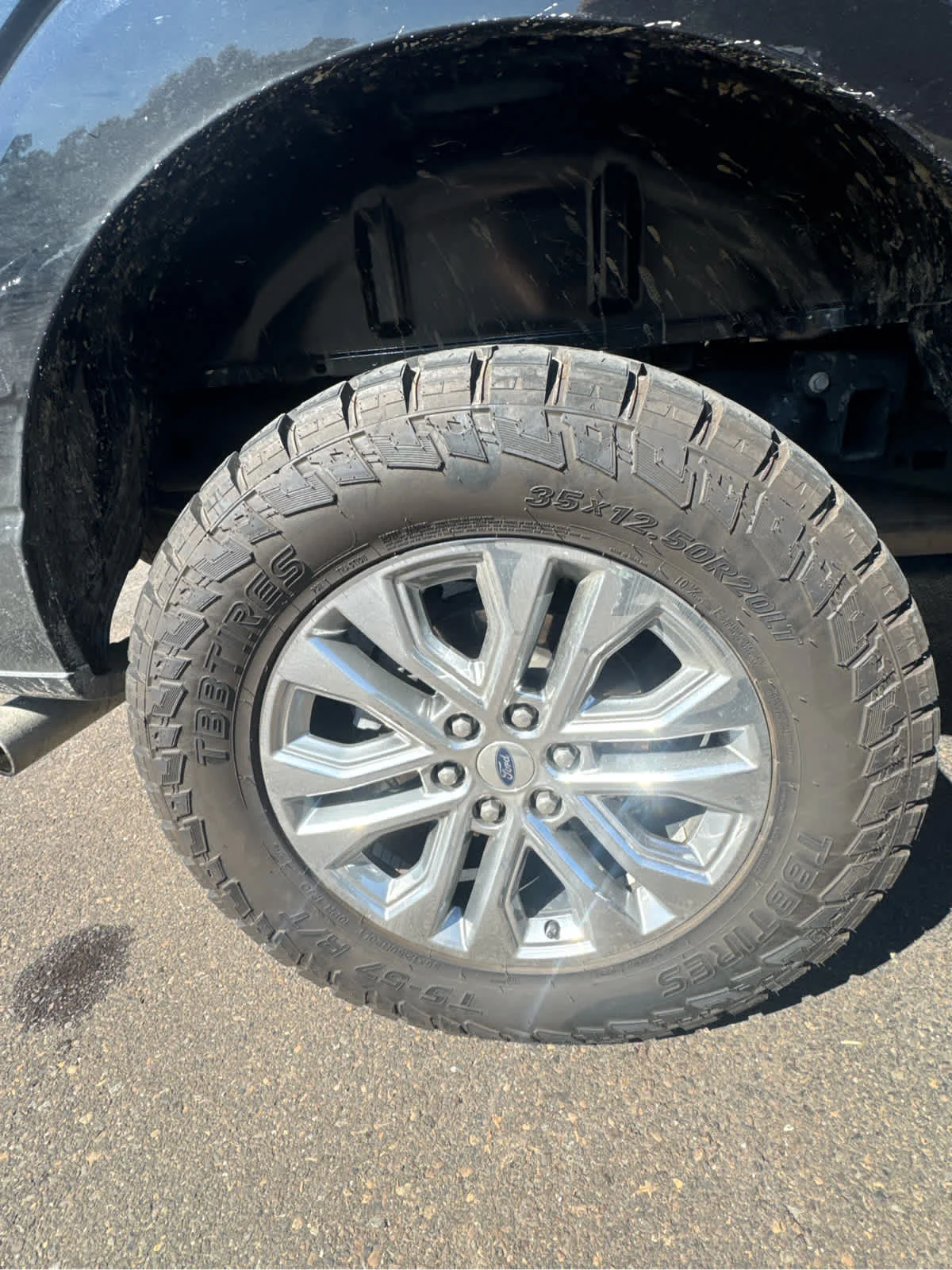 Used 2025 Agate Black Ford XLT image 6