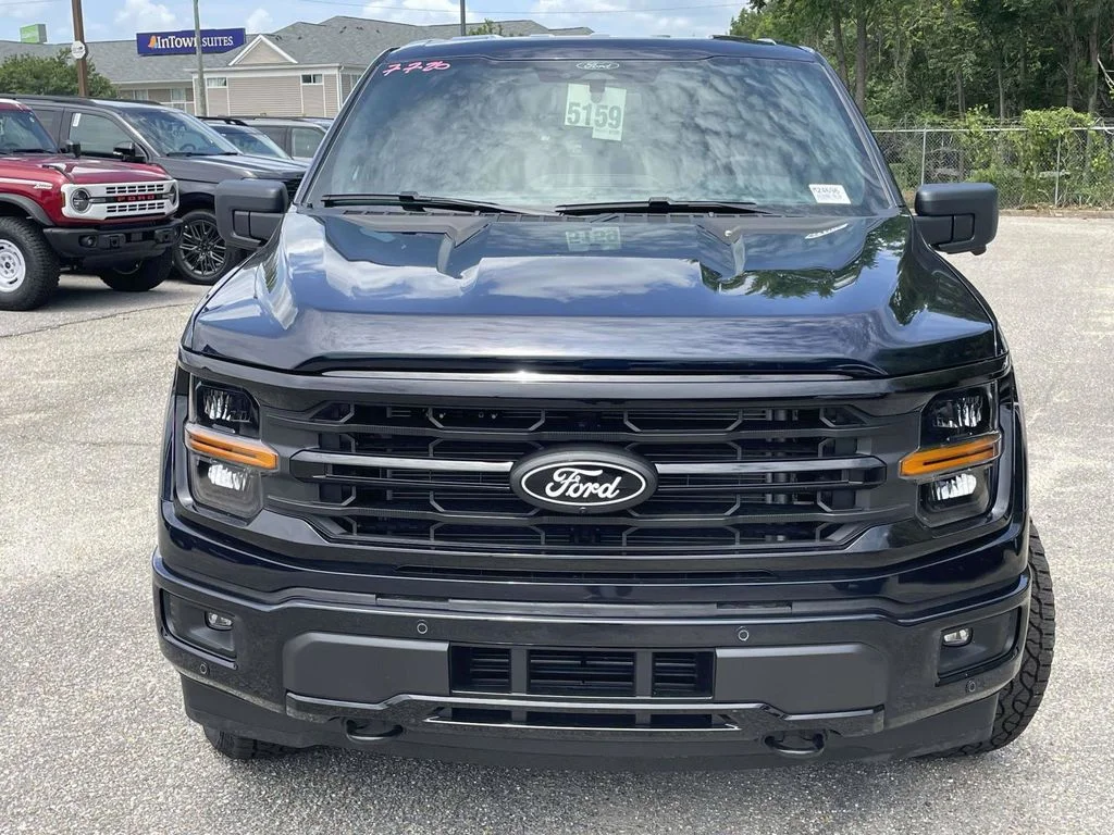 New 2026 Antimatter Blue Metallic Ford XLT image 8