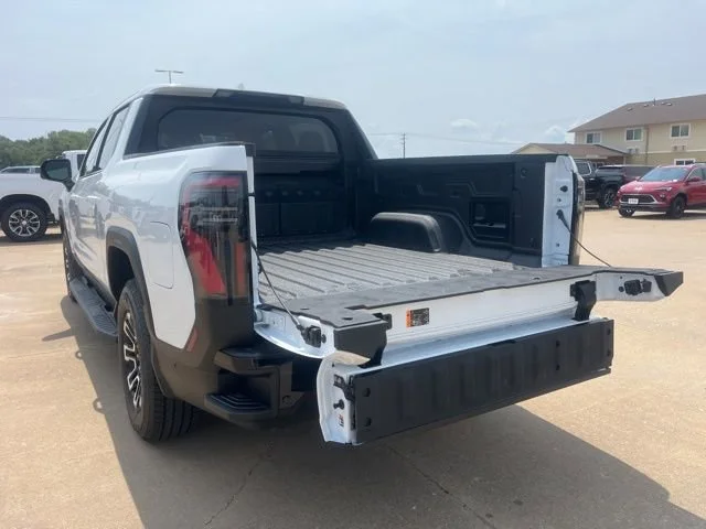 2026 GMC Sierra EV Elevation - Photo 14