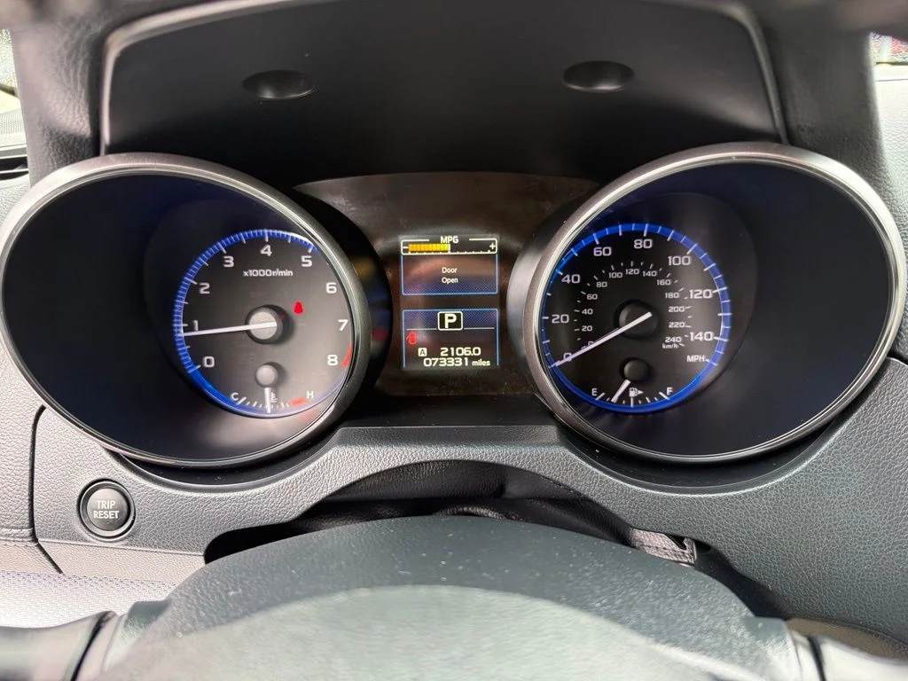 Used 2018 Gray Subaru 2.5i Premium image 18