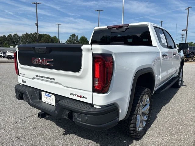 Used 2023 White GMC AT4X image 8