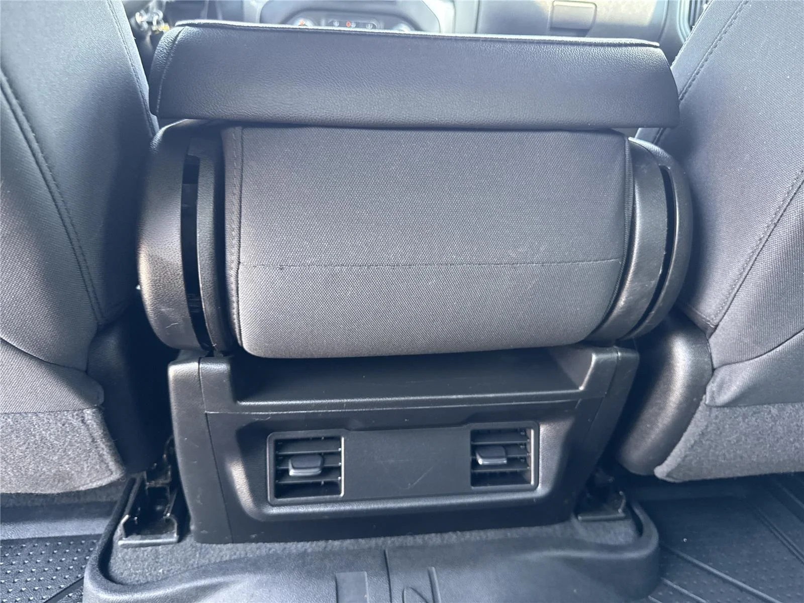 Used 2021 NORTHSKY BLUE METALLIC Chevrolet Custom image 32