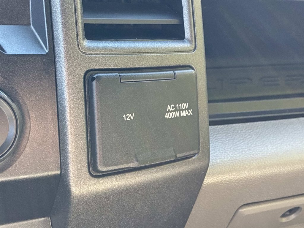 Used 2022 White Ford XL image 31
