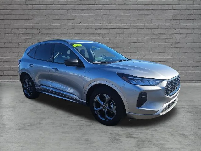 Used 2023 Silver Ford ST-Line image 12