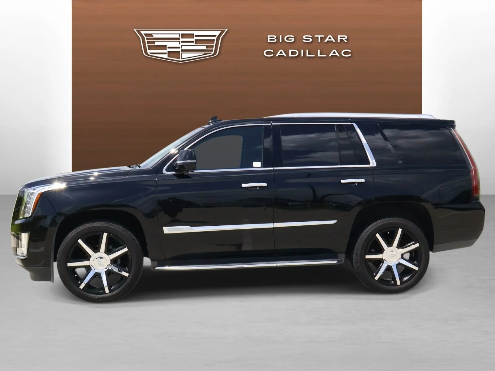Used 2018 BLACK RAVEN Cadillac Luxury image 2