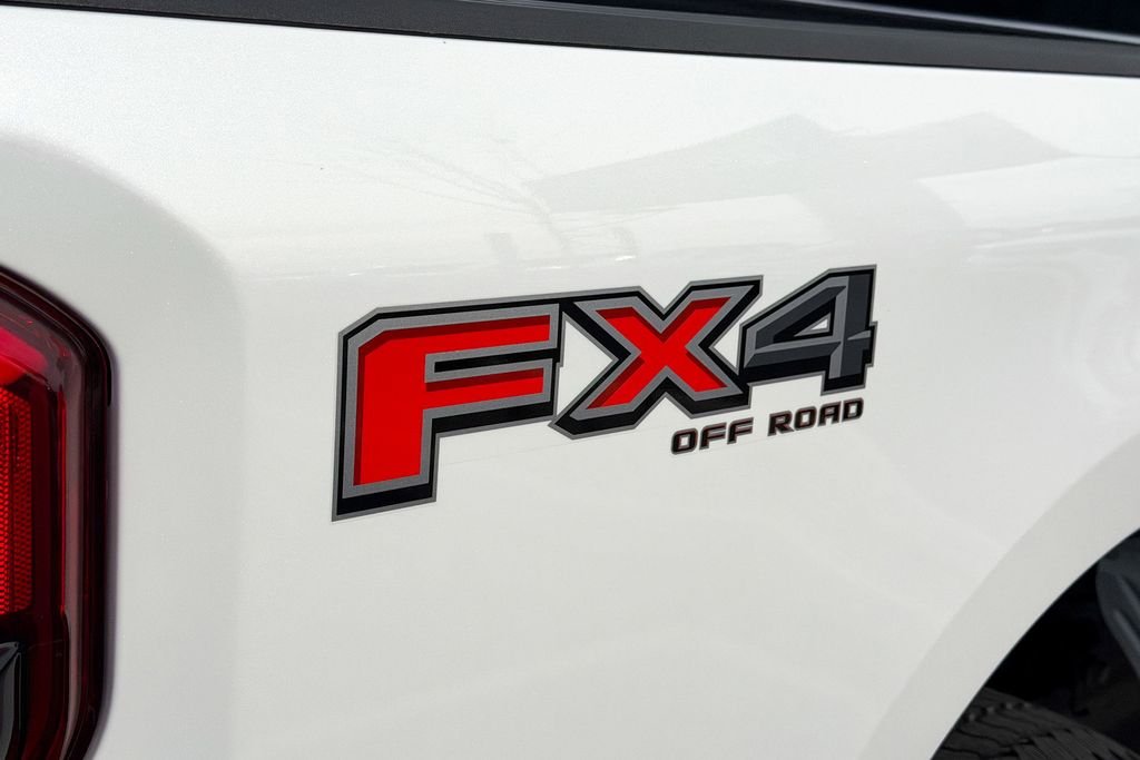 New 2026 Star White Metallic Tri-Coat Ford F-250® Lariat® image 9
