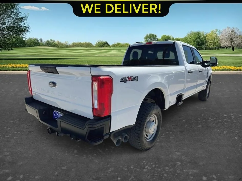 Used 2024 White Ford XL image 5