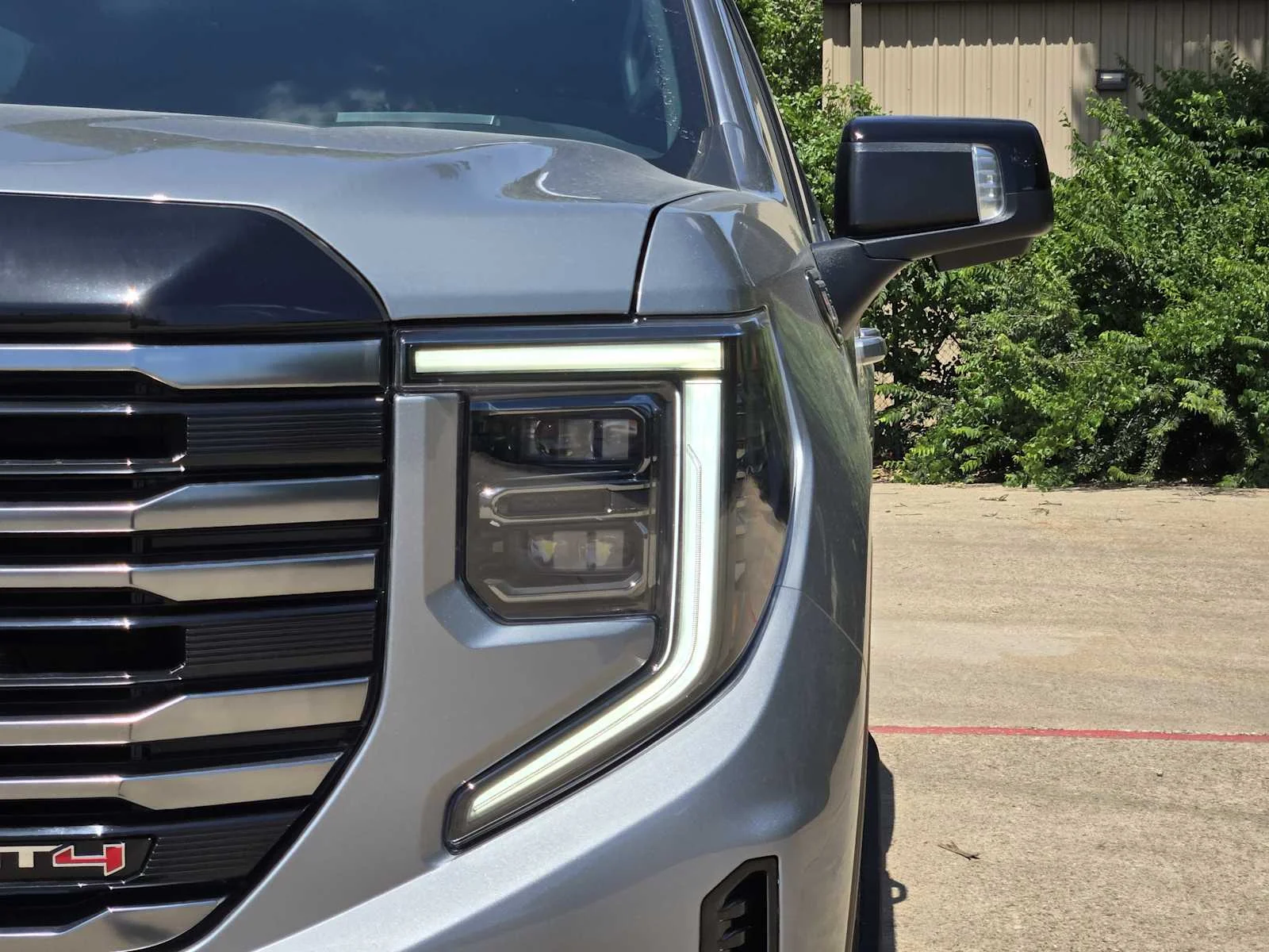 New 2026 Sterling Metallic GMC AT4 image 5