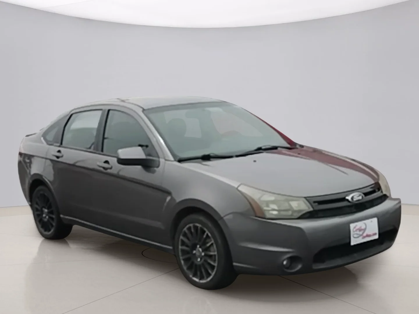 Used 2010 Gray Ford SES image 3