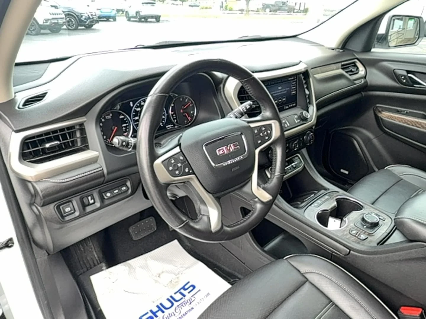 Used 2020 White GMC Denali image 11