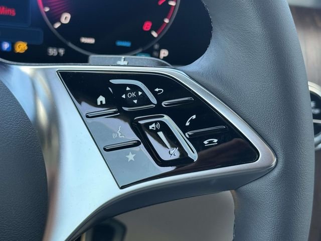 New 2026 Polar White Mercedes-Benz GLC 300 image 23