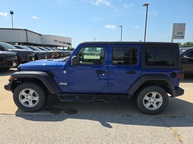 Used 2020 Ocean Blue Metallic Clearcoat Jeep Sport S image 4