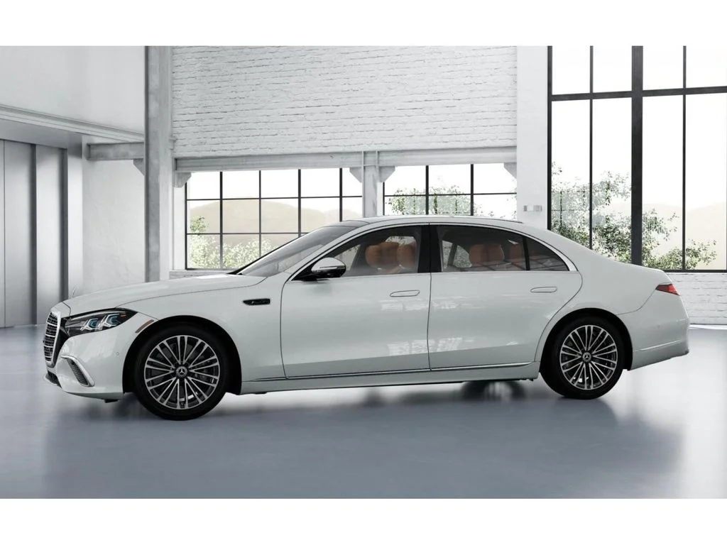 New 2027 White Mercedes-Benz S 580 image 36