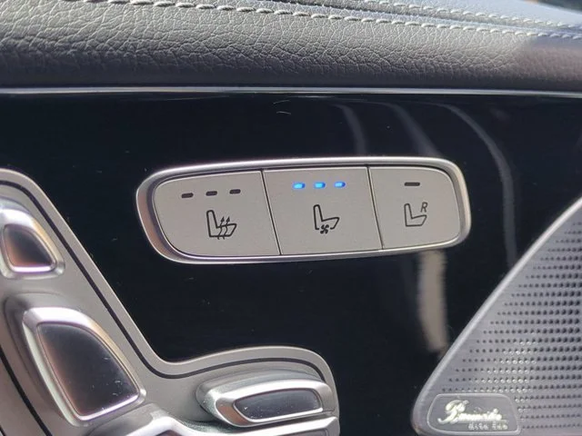 Used 2022  Mercedes-Benz Base image 22