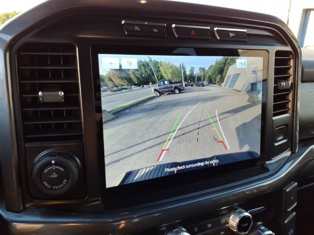 Used 2023 Black Ford XLT image 27