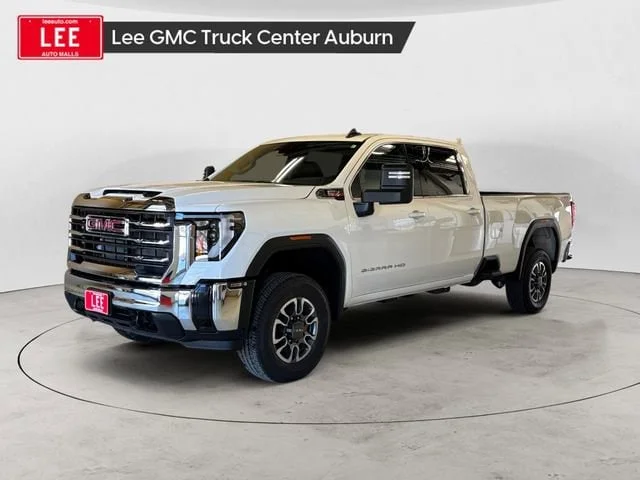 New 2026 Summit White GMC SLE image 1