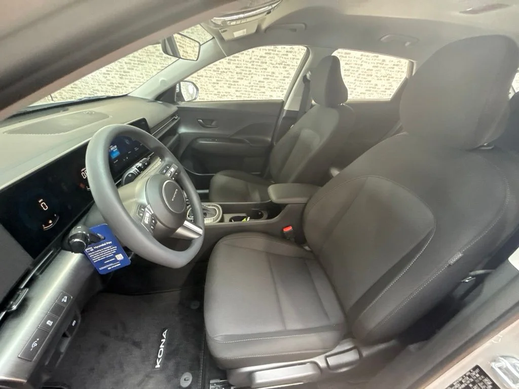 New 2027 Cyber Gray Metallic Hyundai SE image 24