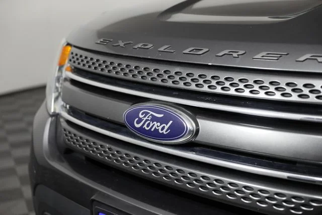 Used 2015  Ford XLT image 4
