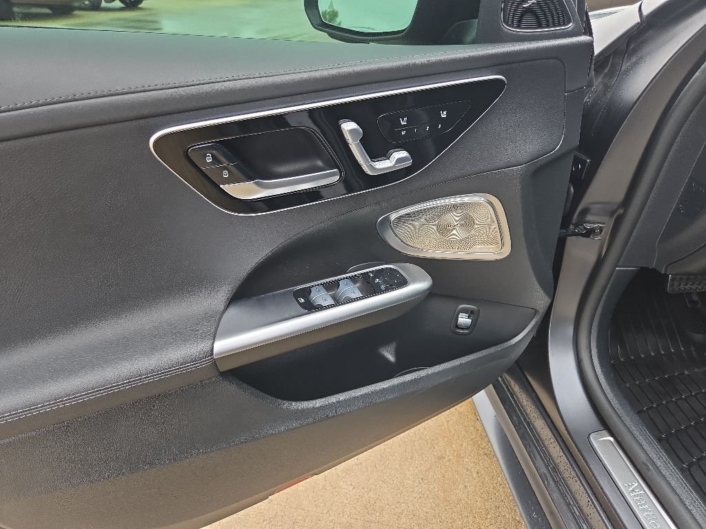 Used 2024 Gray Mercedes-Benz C 300 image 30