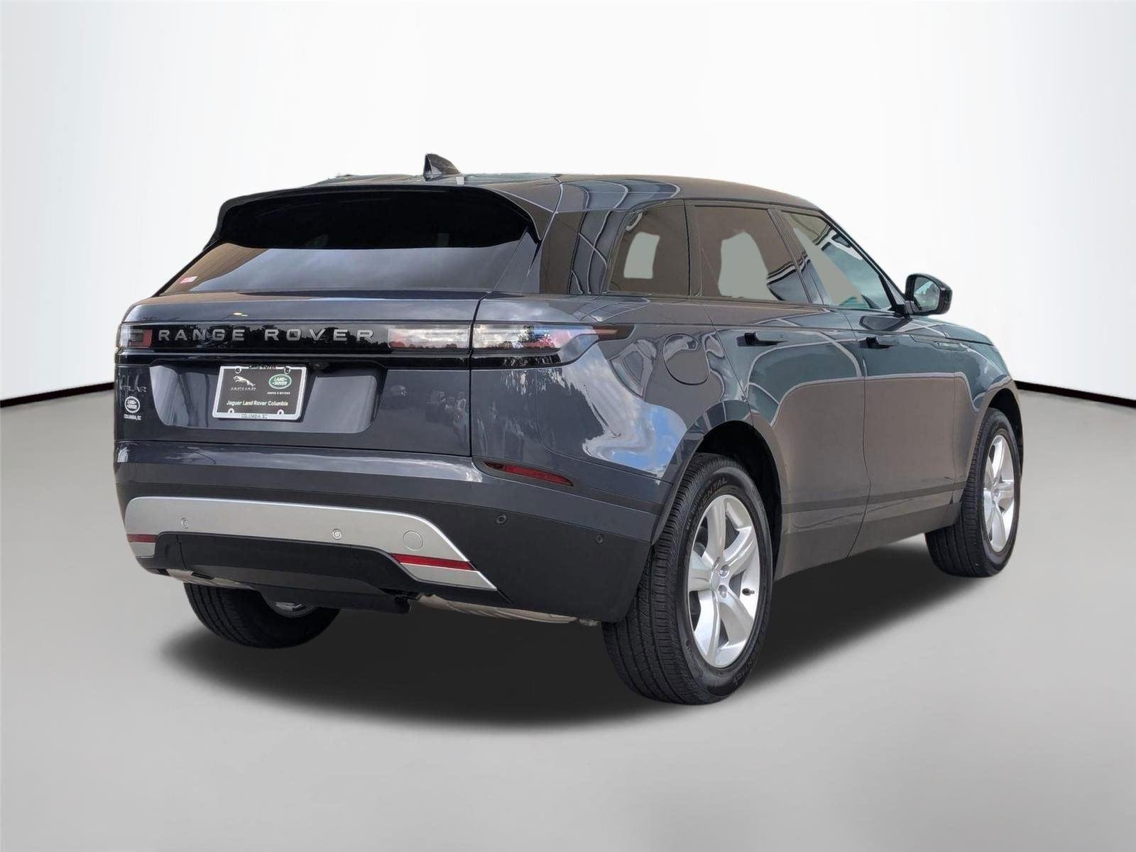Used 2026  Land Rover S image 5