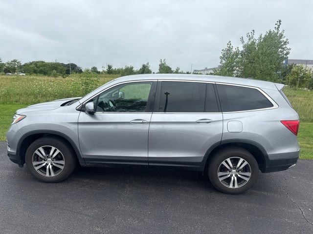 Used 2016 Silver Honda EX-L image 7