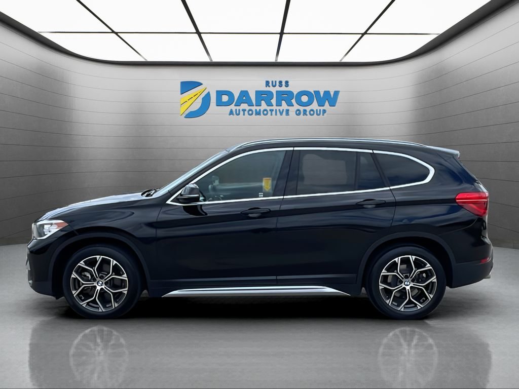 Used 2022 Black BMW xDrive28i image 2