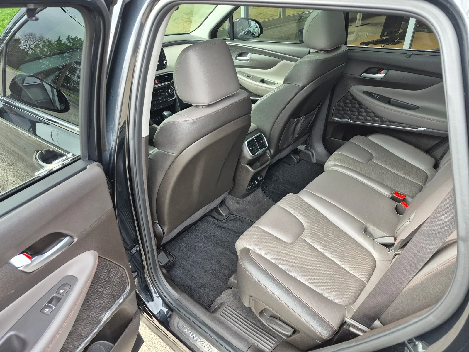 Used 2020 BLACK Hyundai Limited image 5