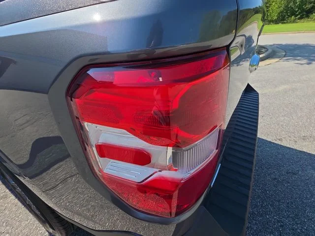 Used 2024 Gray Ford XLT image 33