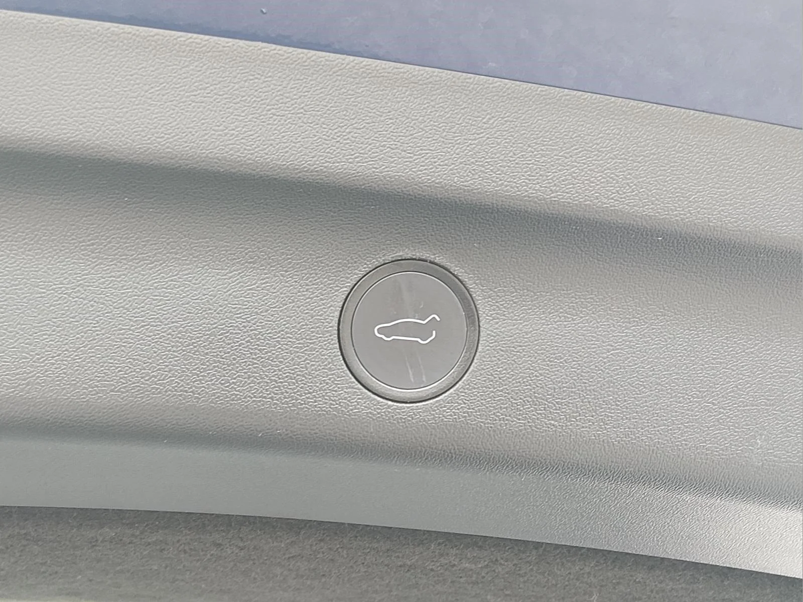 Used 2021  Tesla Long Range image 22