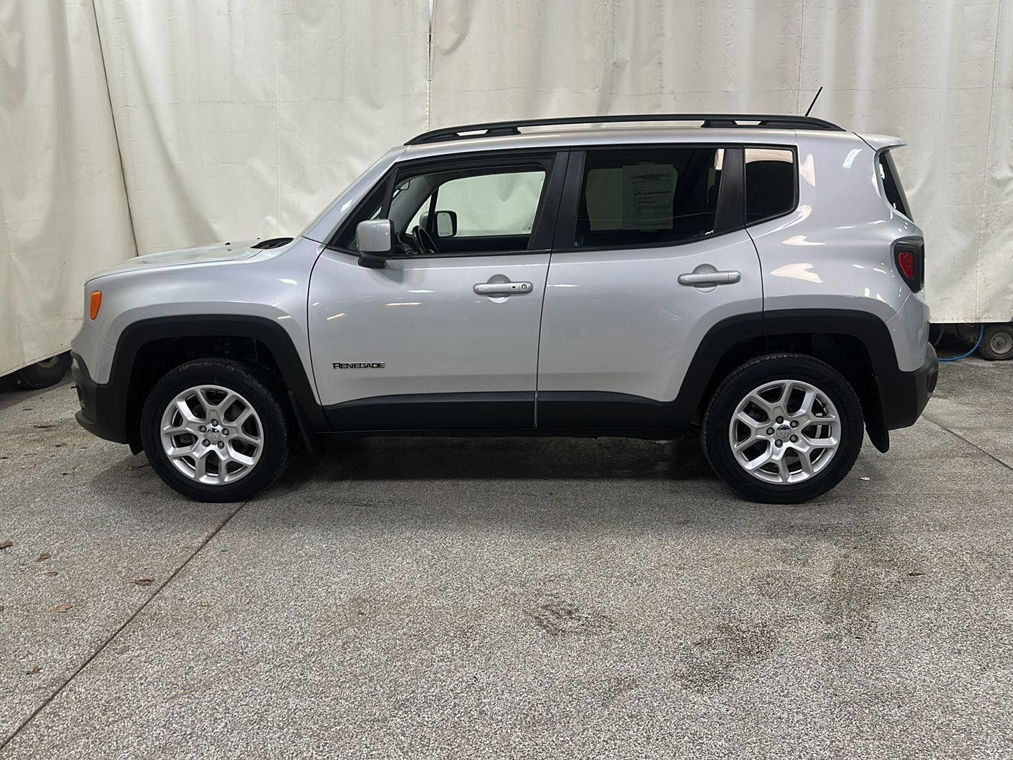 Used 2016 Jeep Renegade Latitude with VIN ZACCJBBT5GPE35551 for sale in Waconia, Minnesota