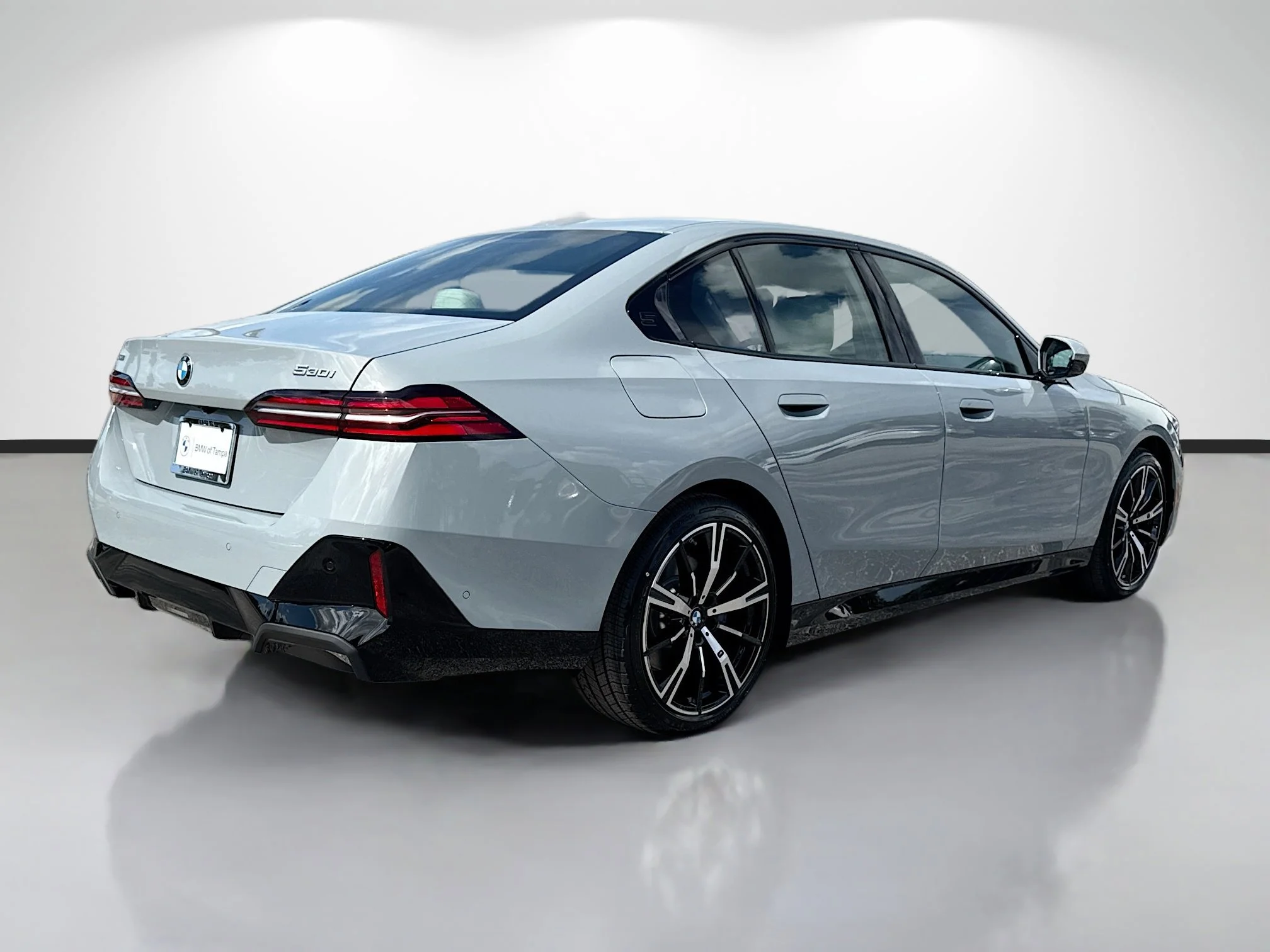 New 2027 Brooklyn Grey Metallic BMW 530i xDrive image 3